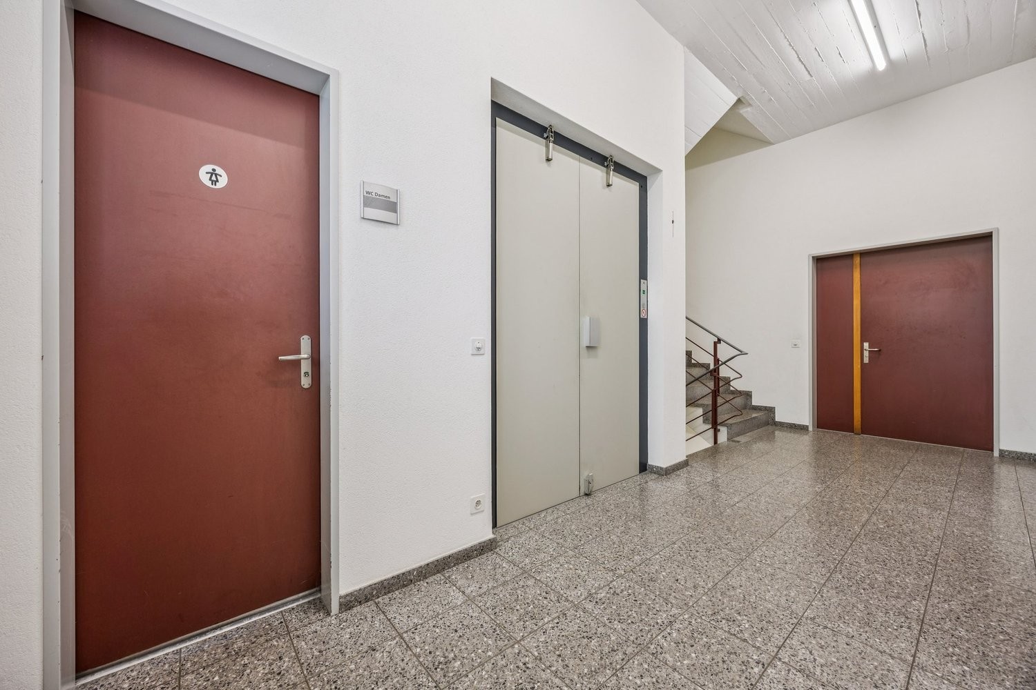 267m² commercial, photo 10 sur 10