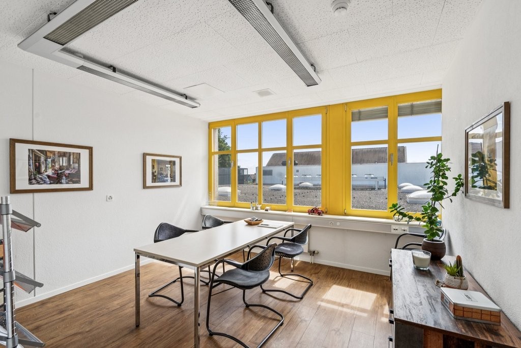 125m² office, photo 3 sur 7