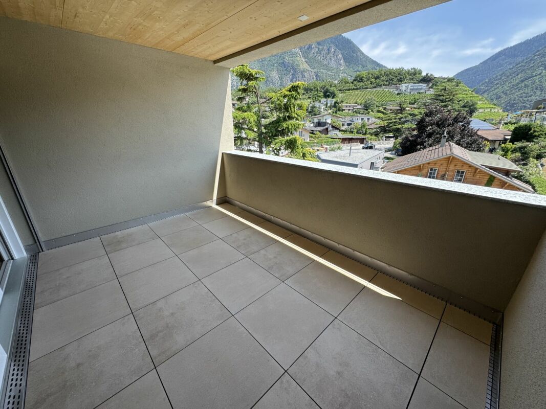 3 rooms attic flat