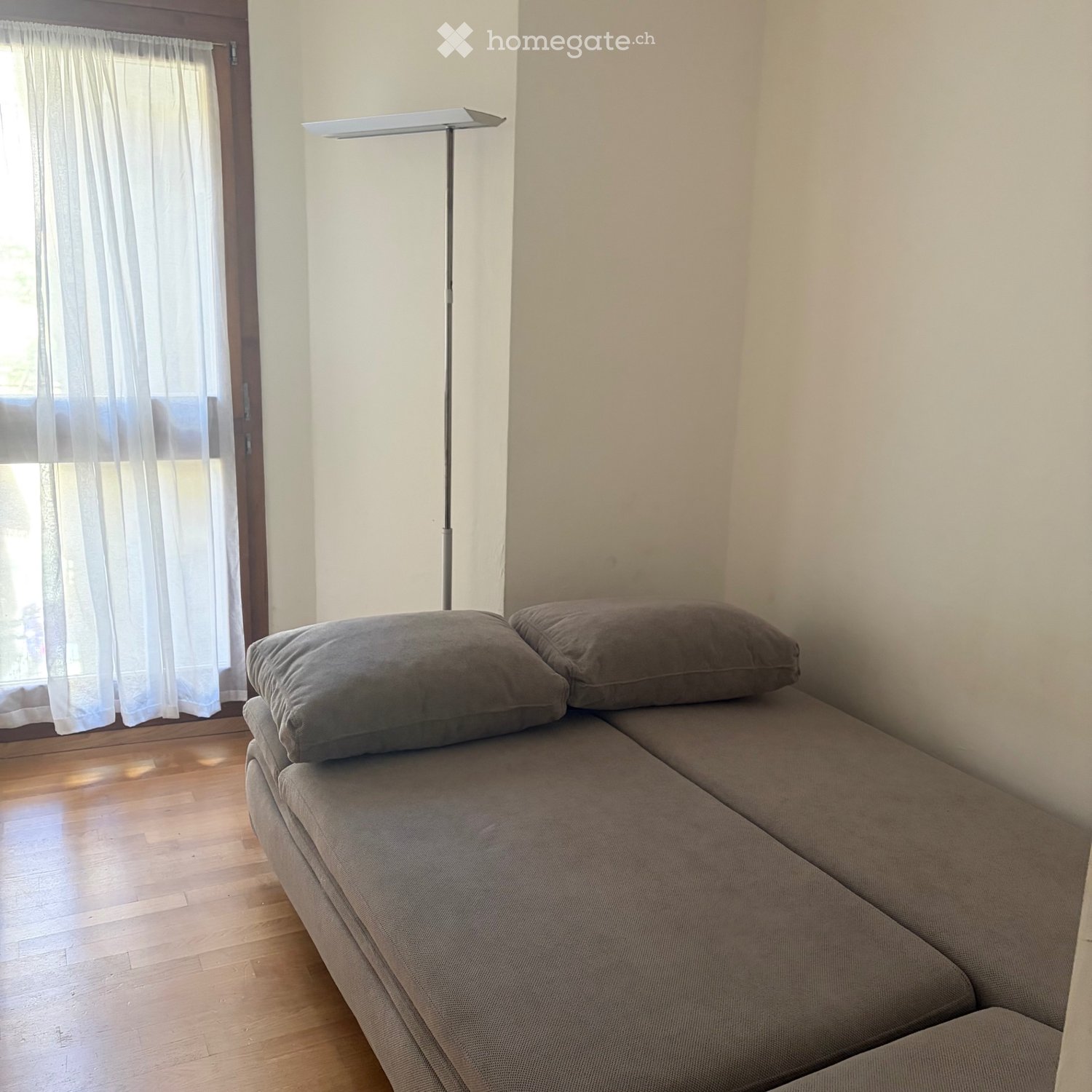 1 room single room