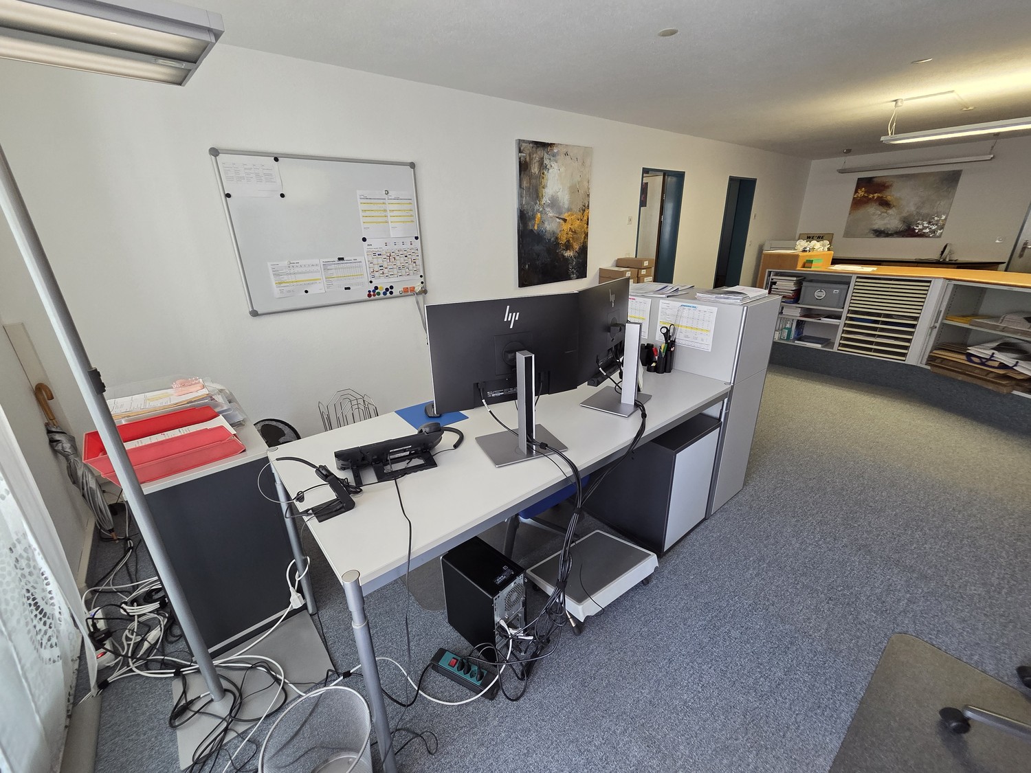 Bureau de 130m², photo 1 sur 9