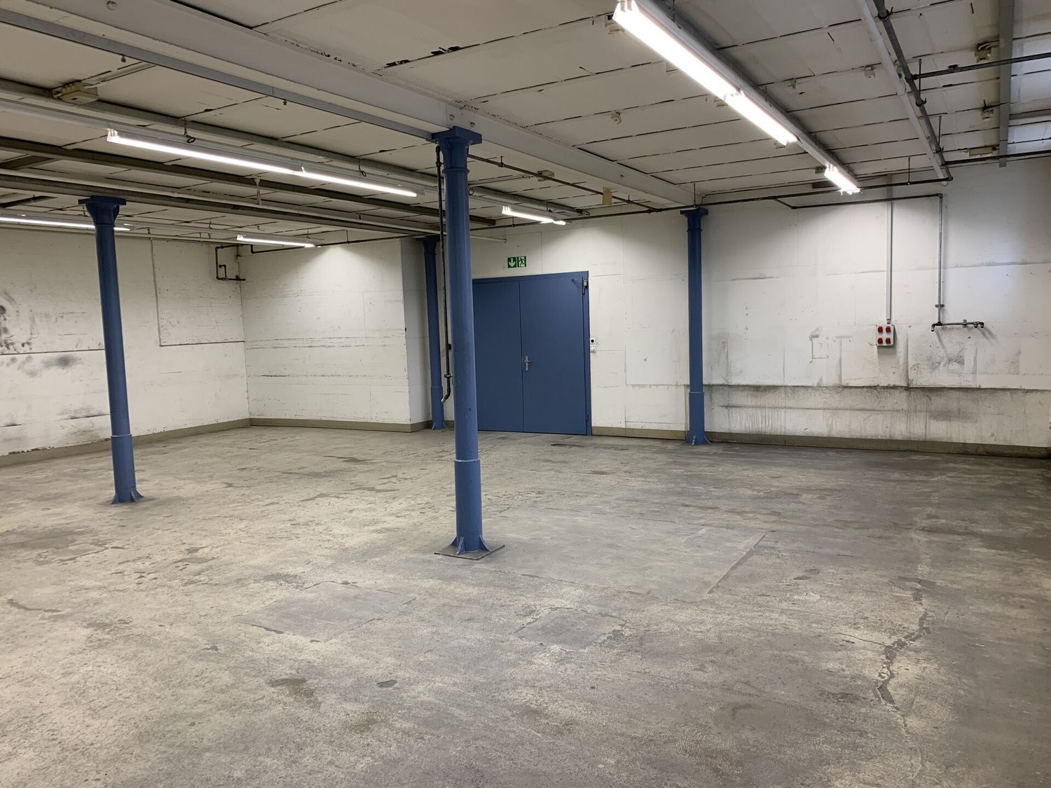 210m² commercial, photo 5 sur 7