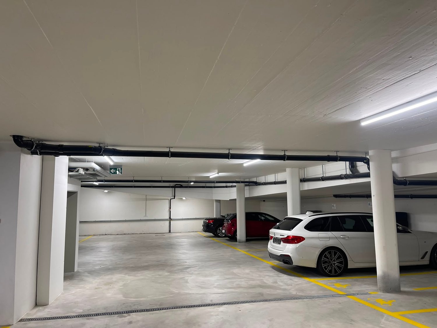 Place disponible, photo 2 sur 2
