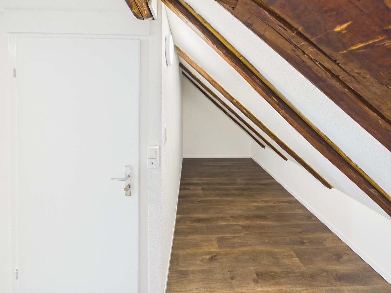 3 ½ pièces appartement au dernier étage, photo 8 sur 10