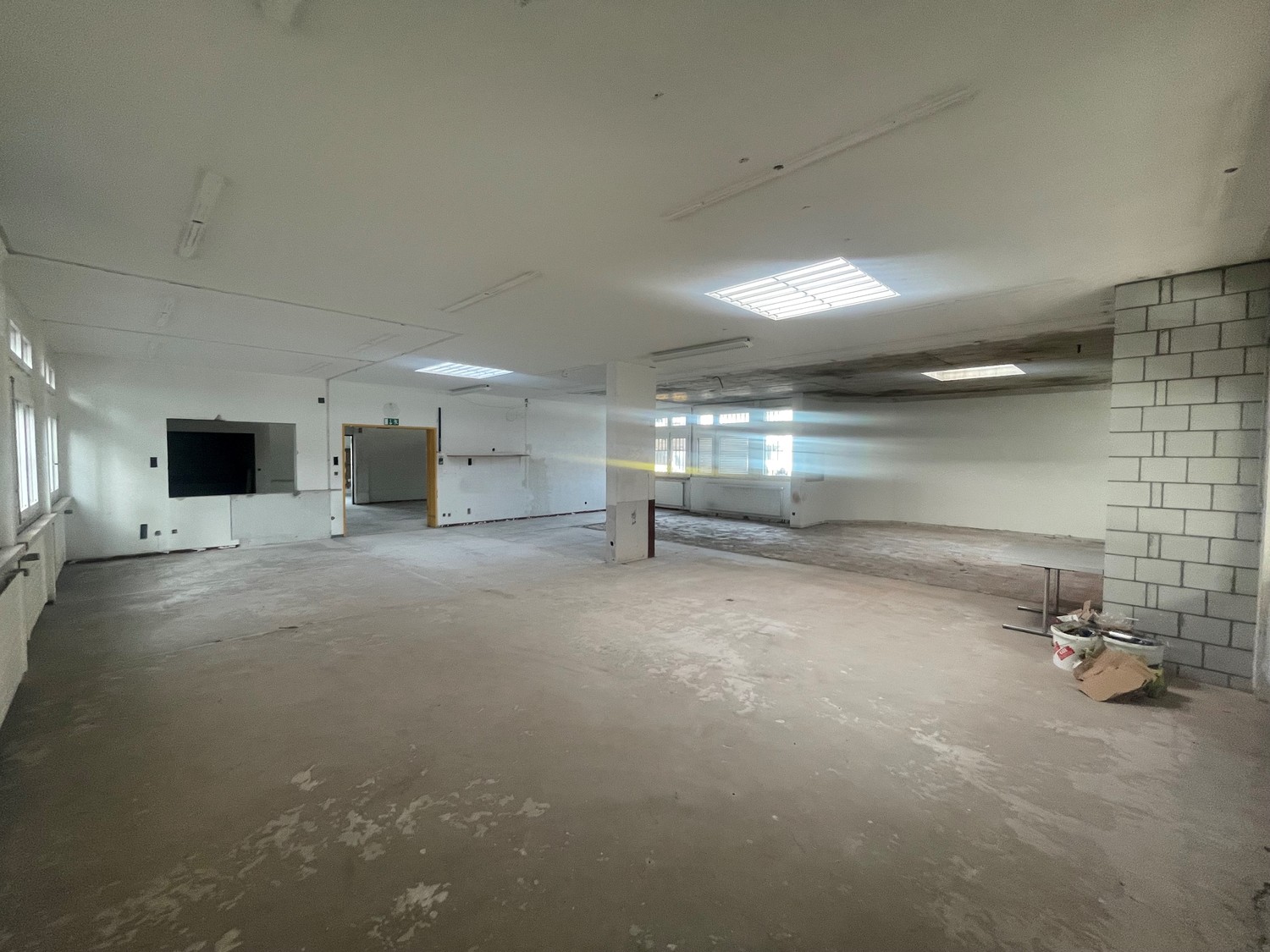 Magasin de 354m²