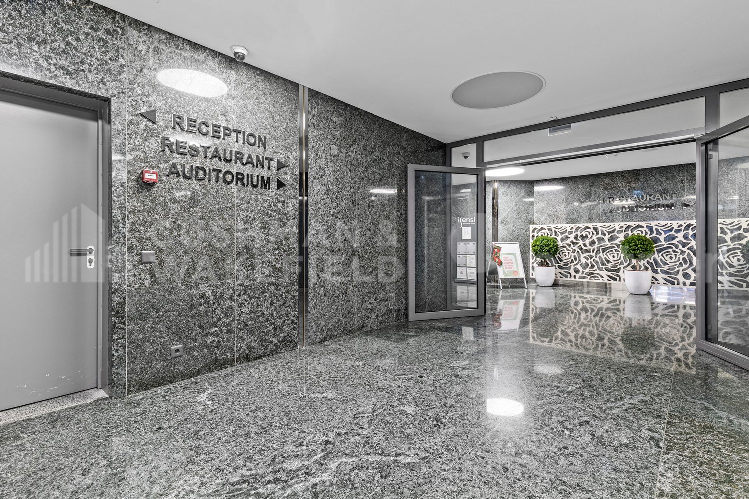 860m² office, photo 3 sur 10