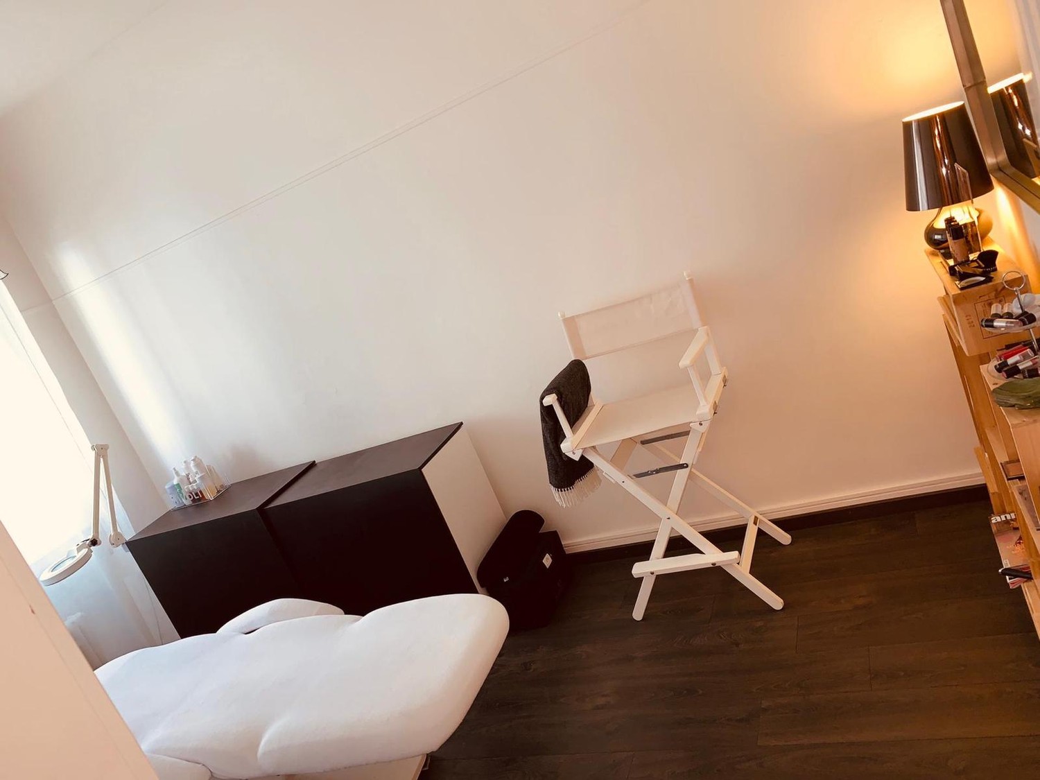 50m² commercial