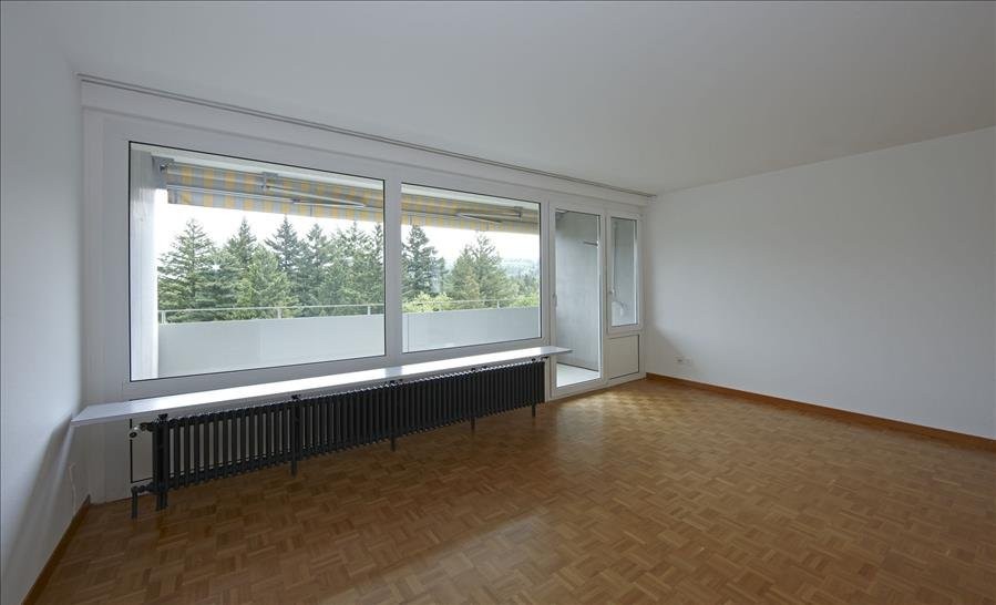 4 pièces appartement, photo 1 sur 8
