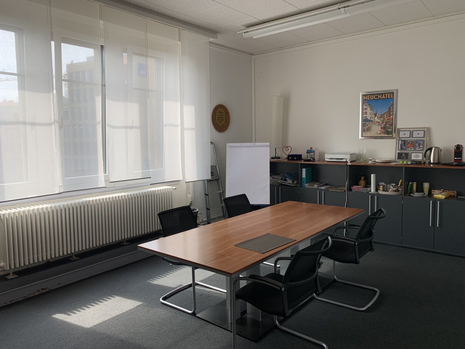 73m² office