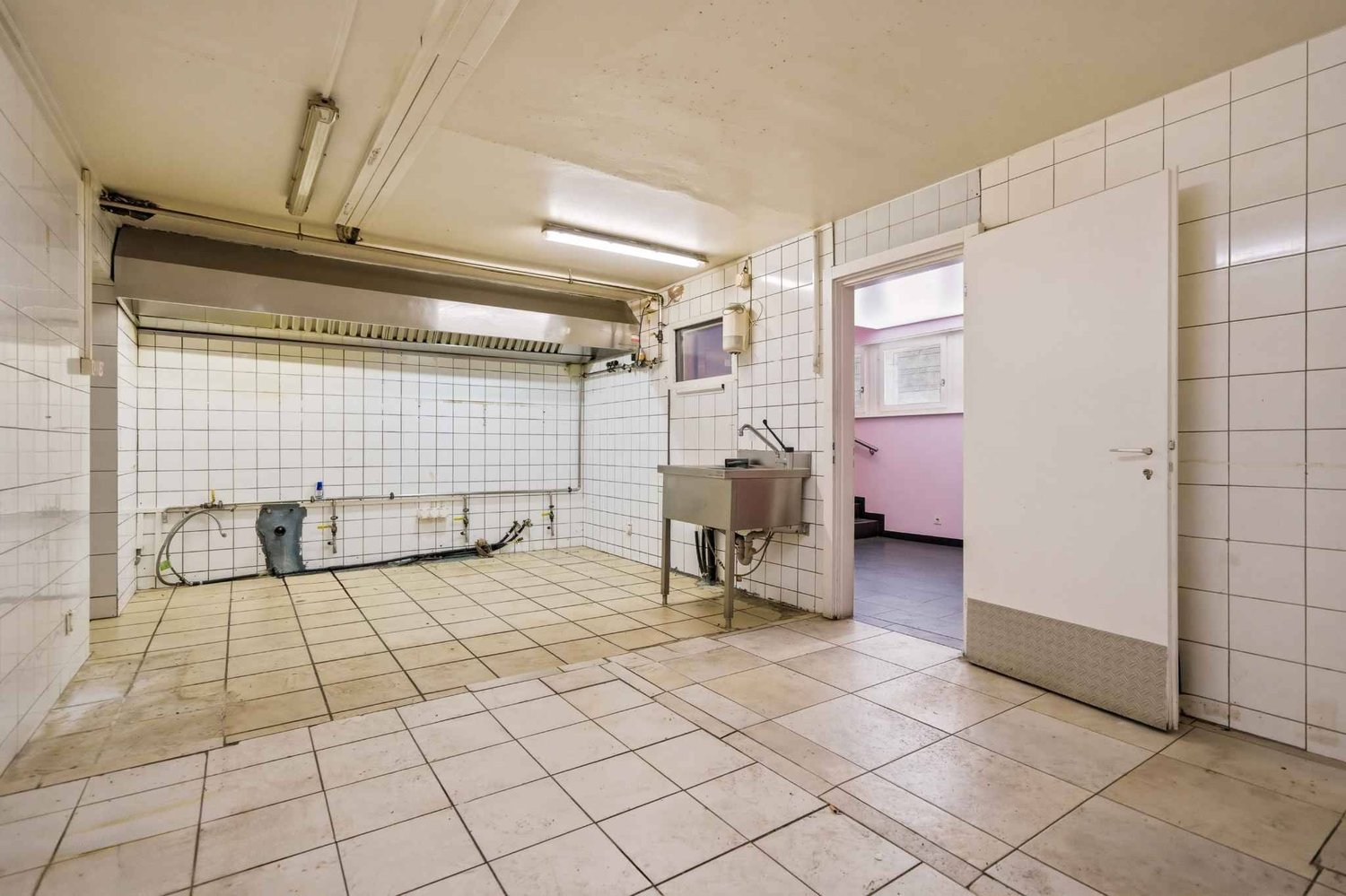 113m² restaurant, photo 6 sur 6