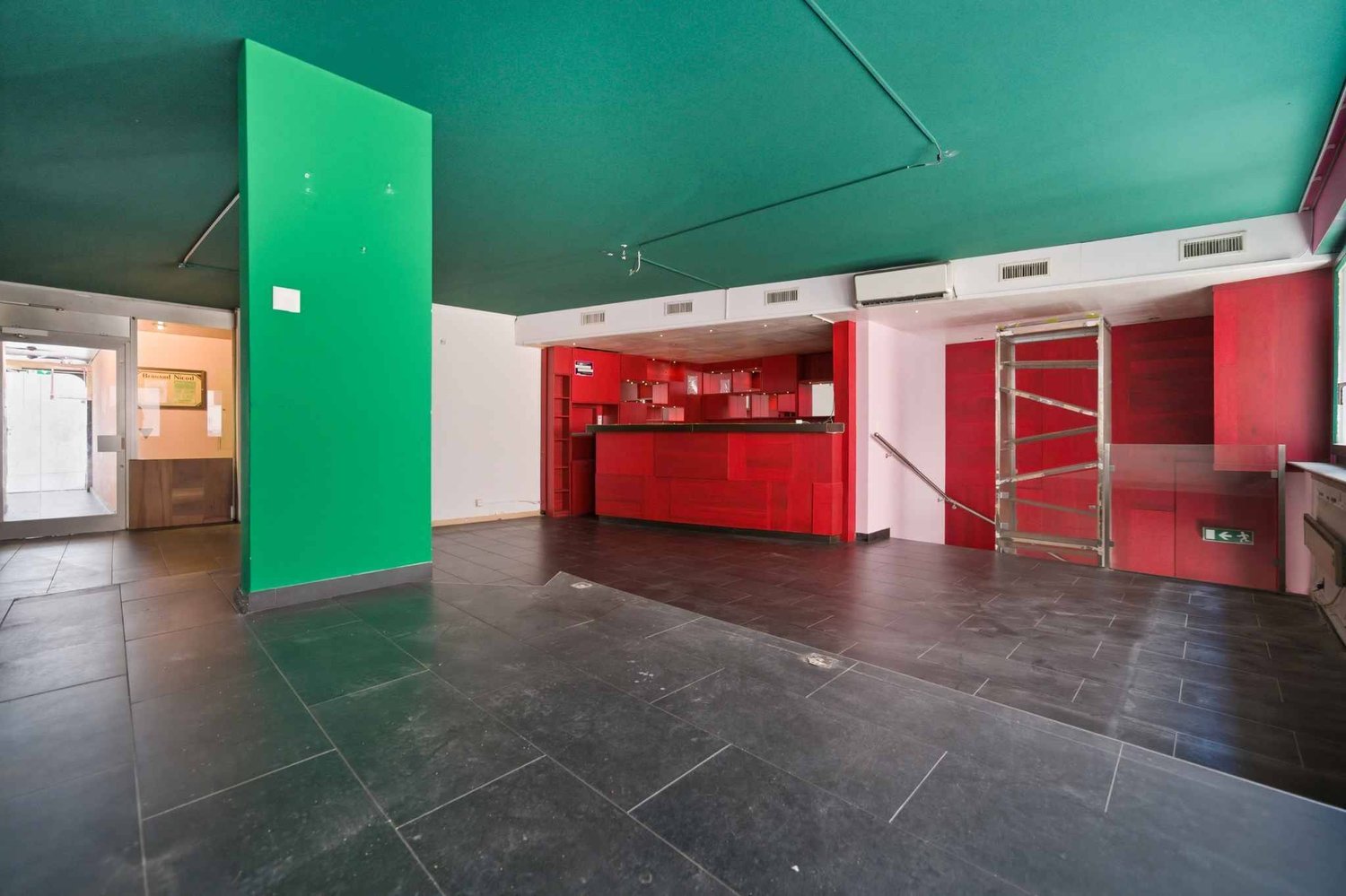 113m² restaurant, photo 2 sur 6