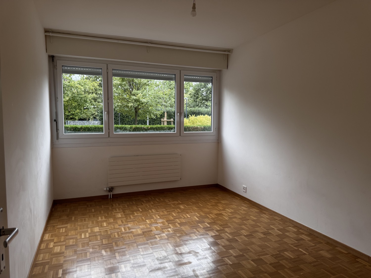 5 rooms apartment