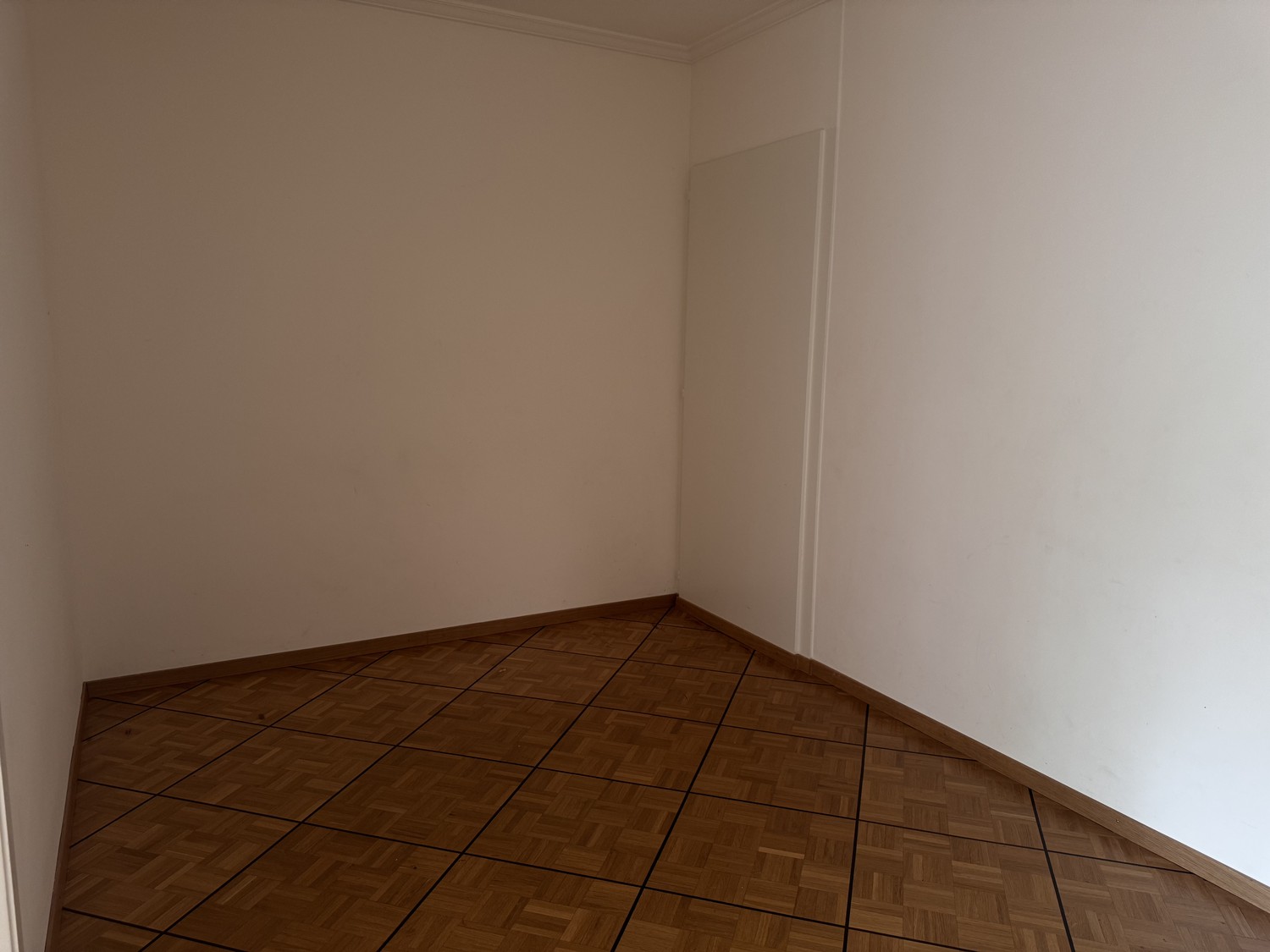 5 rooms apartment