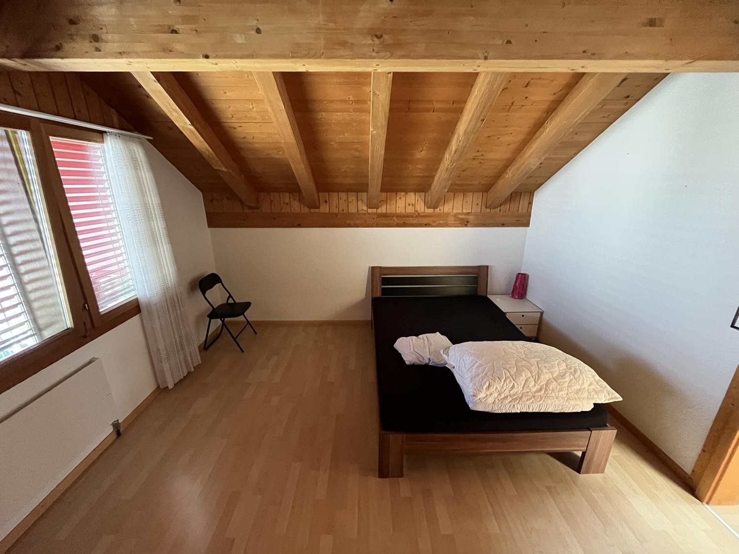 Chambre en colocation, photo 1 sur 5