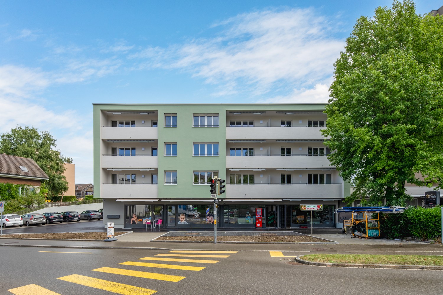 Magasin de 97m², photo 2 sur 10