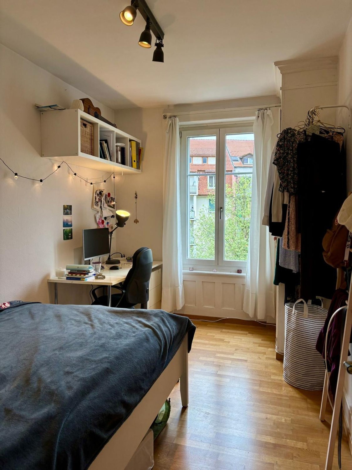 Chambre en colocation, photo 2 sur 3