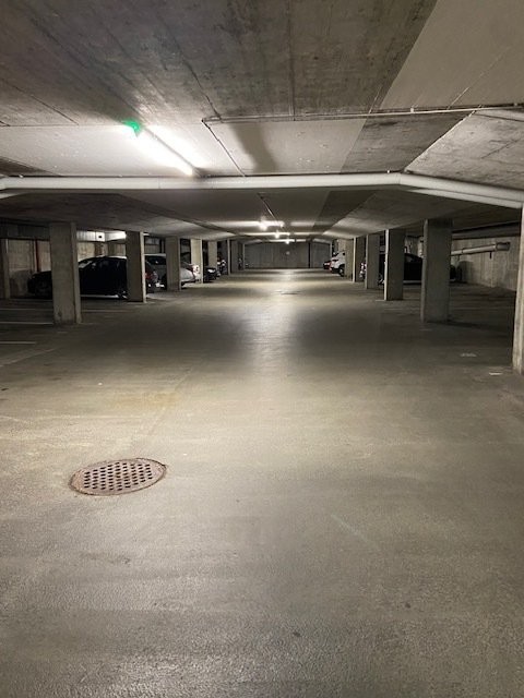 Place de parc souterrain

Idéalement situé à Schliern, nous louons au Schaufelweg 7, immédiatement ou à convenir, diverses places de stationnement pour CHF 105.00 plus TVA.



Avons-nous suscité votre intérêt ? Dans ce cas, contactez-nous via le formulaire de contact pour un rendez-vous de visite. N, photo 2 sur 4