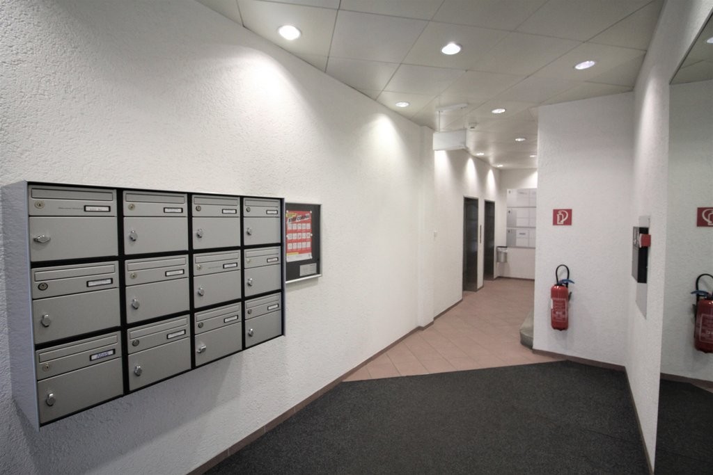 33m² office