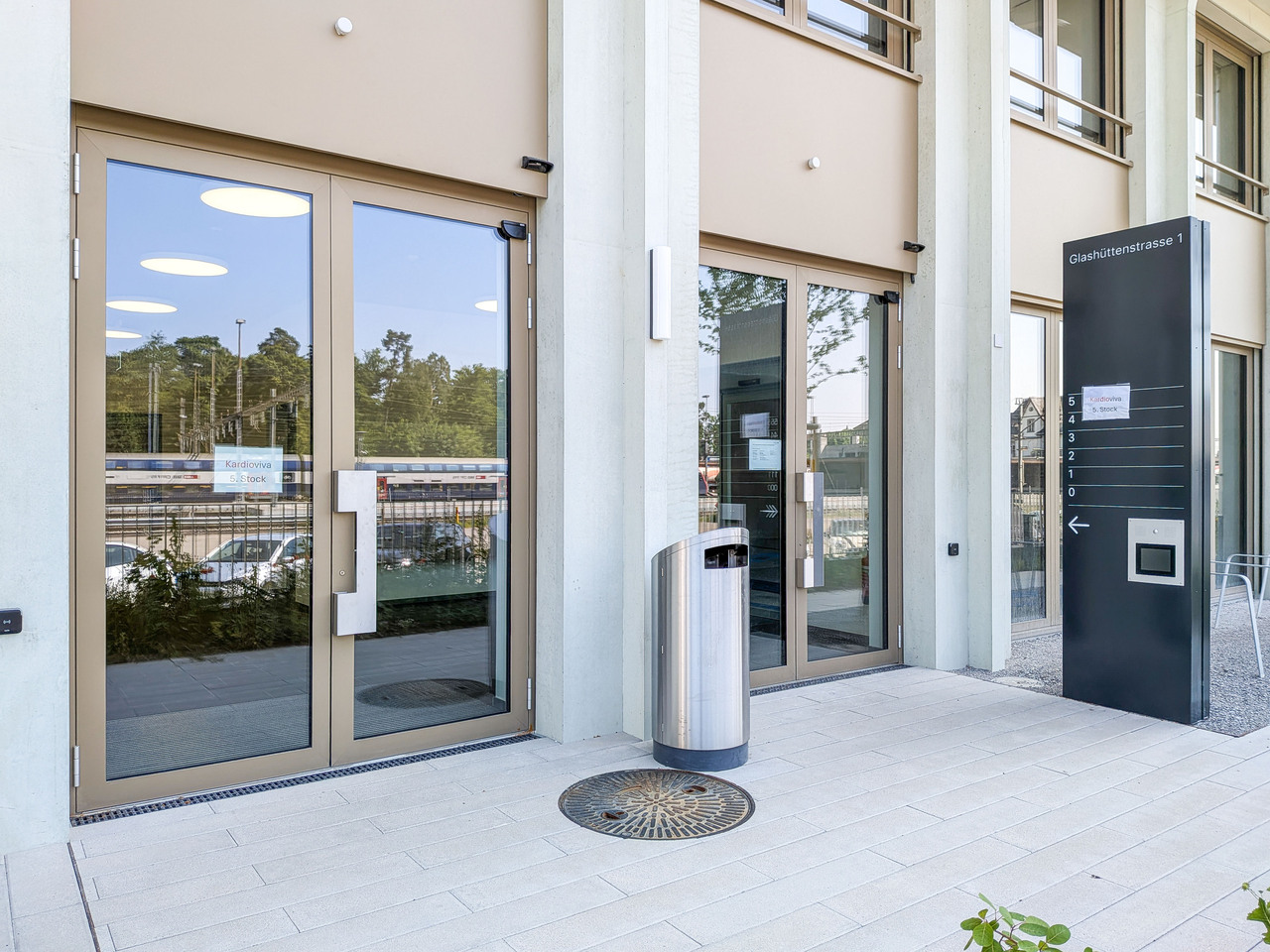 319m² bureau, photo 3 sur 10