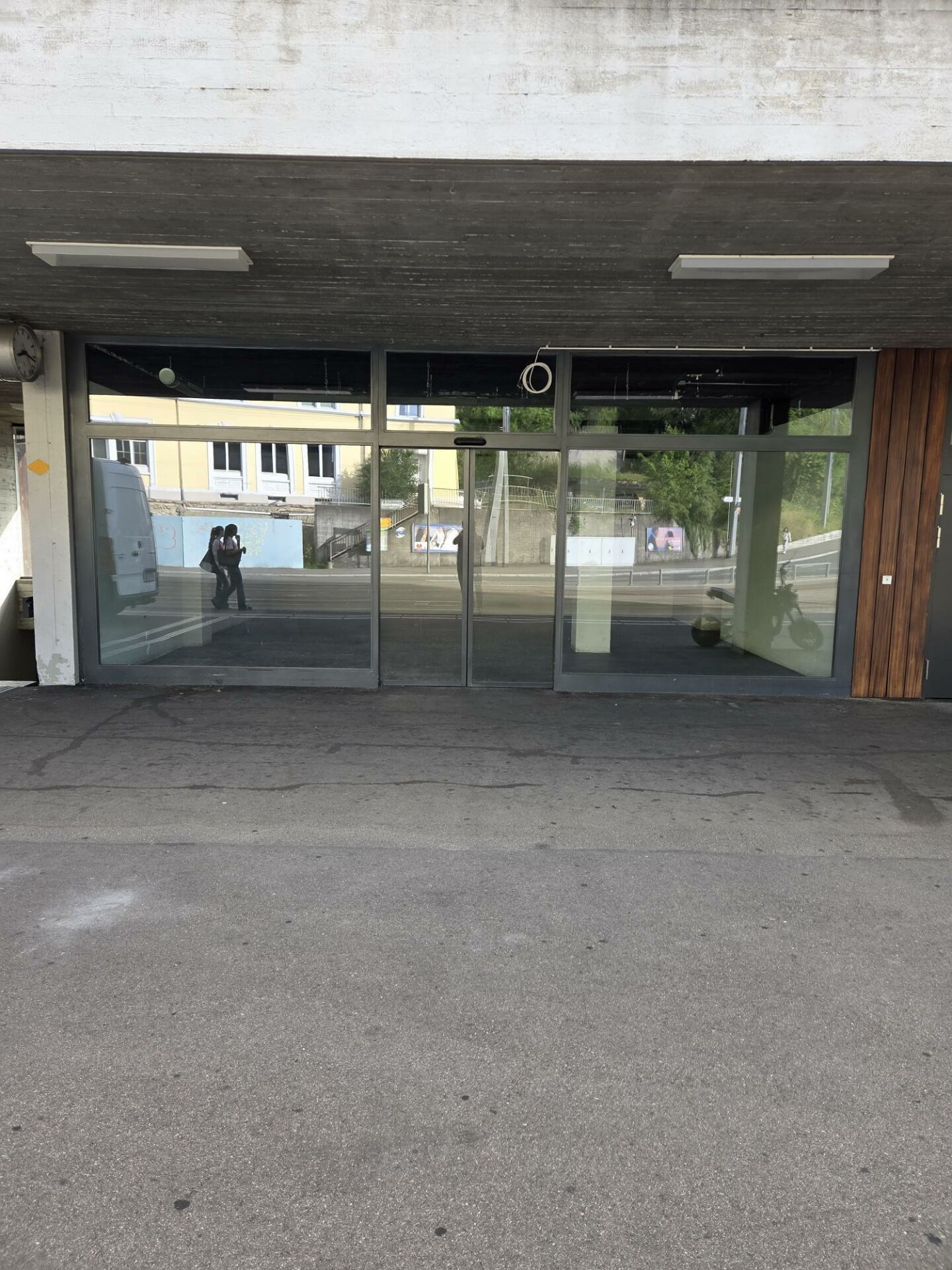 68m² coiffeur, photo 1 sur 7