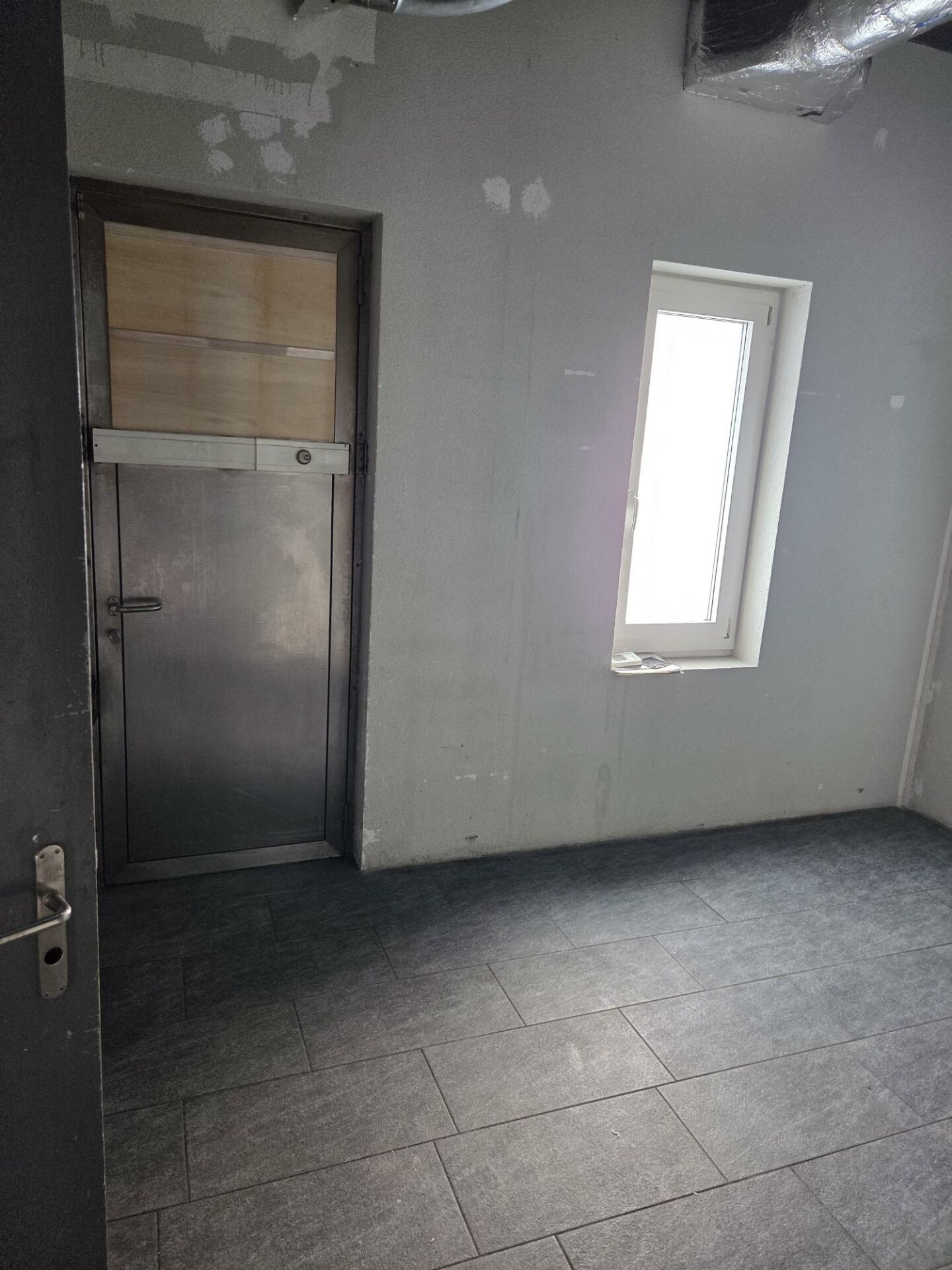 68m² coiffeur, photo 6 sur 7