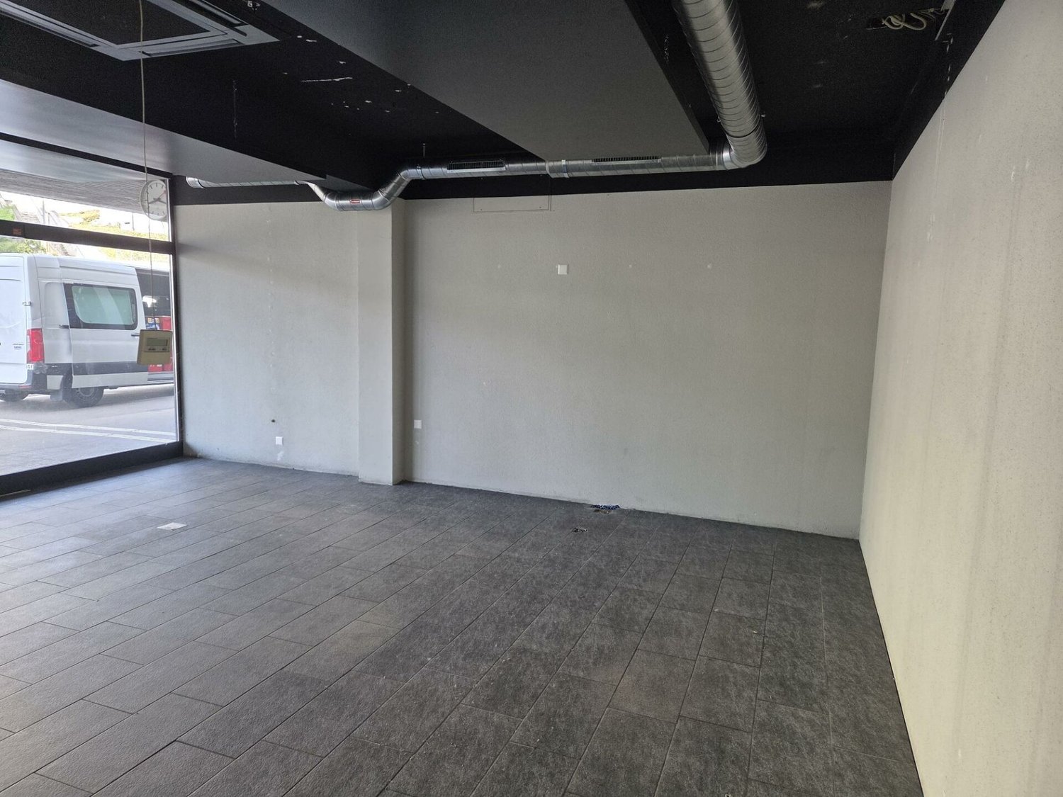 68m² coiffeur, photo 3 sur 7