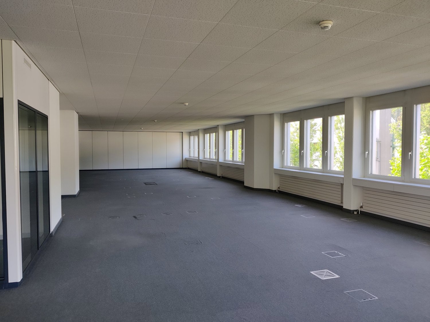 1694m² office, photo 2 sur 7