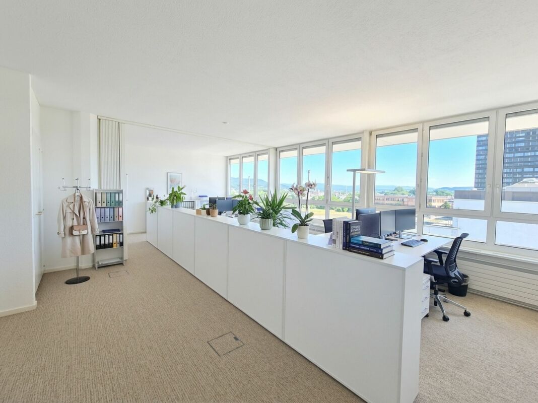 388m² commercial, photo 3 sur 10