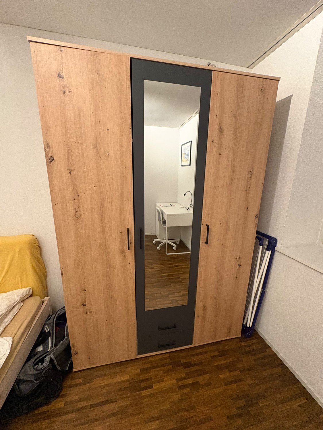 Chambre dans un appartement partagé