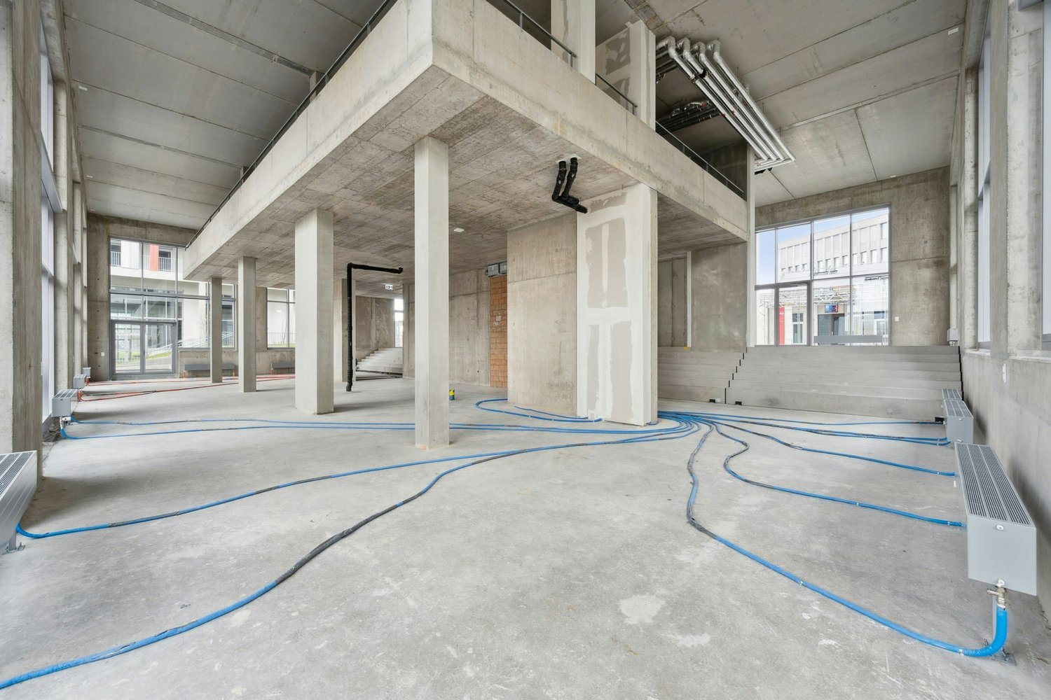 604m² commercial
