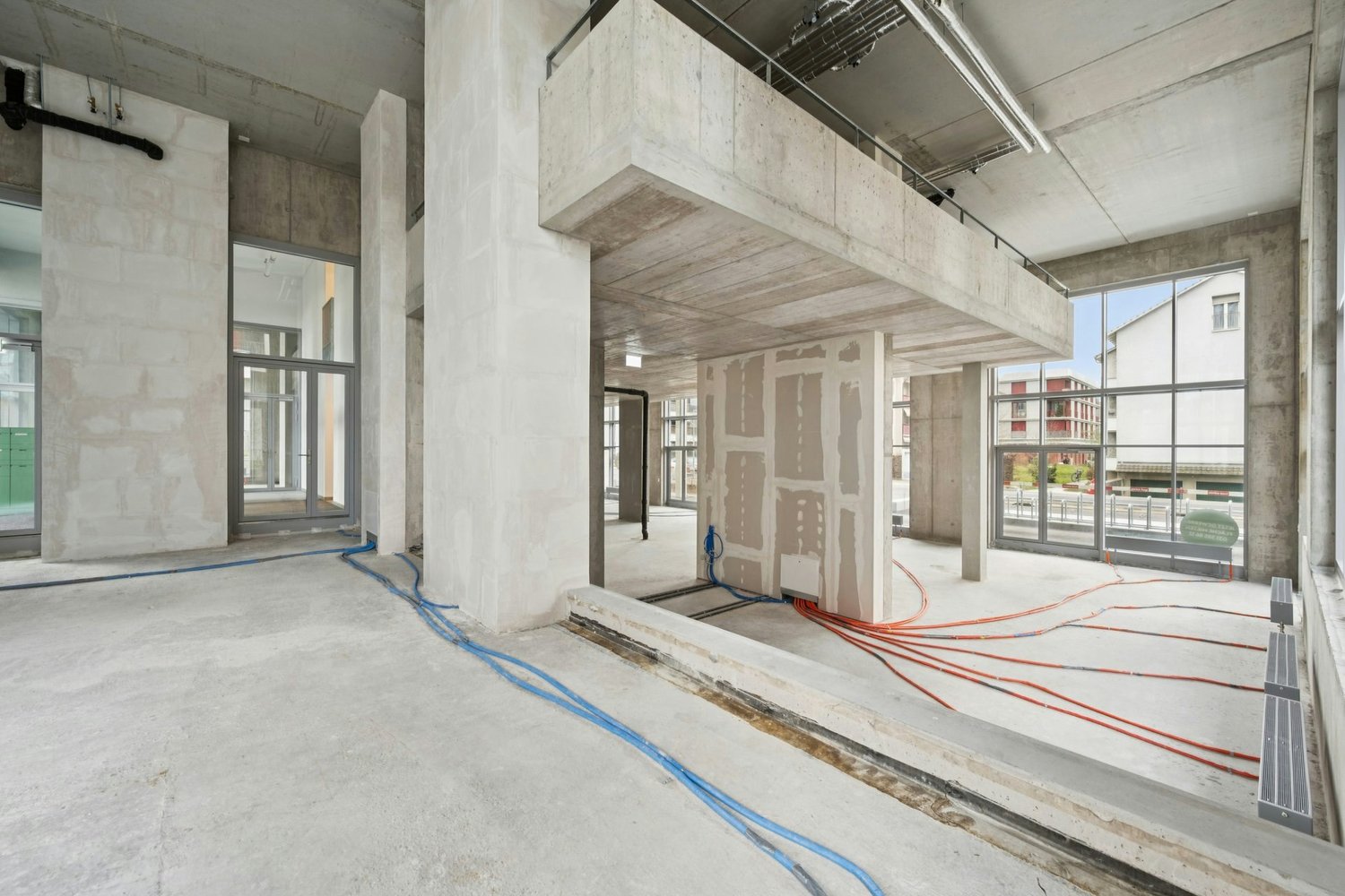 604m² commercial