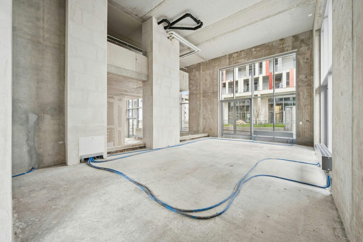 604m² commercial