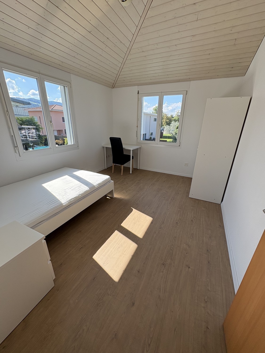 Chambre dans un appartement partagé, photo 1 sur 6
