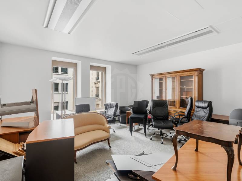 ufficio di 330m²