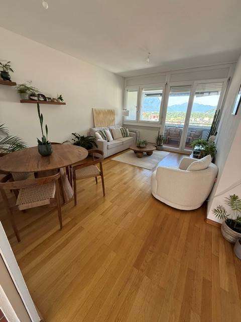 Appartement de 2 pièces, photo 1 sur 8