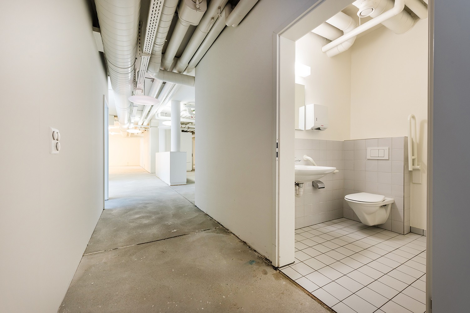 288m² commercial