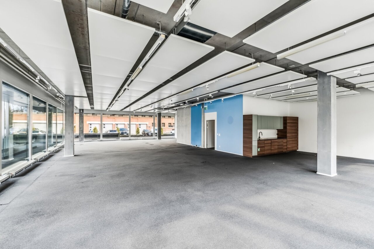 272m² bureau