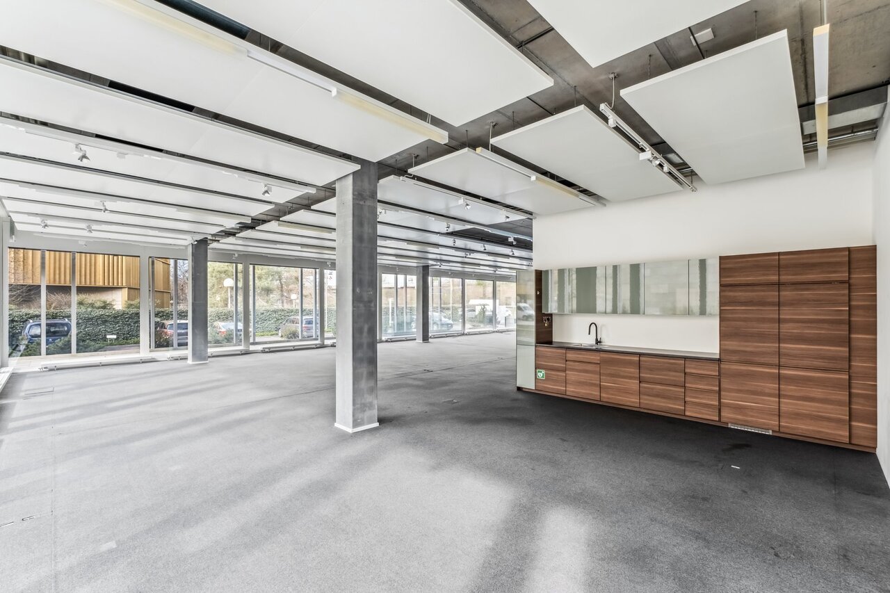 272m² bureau