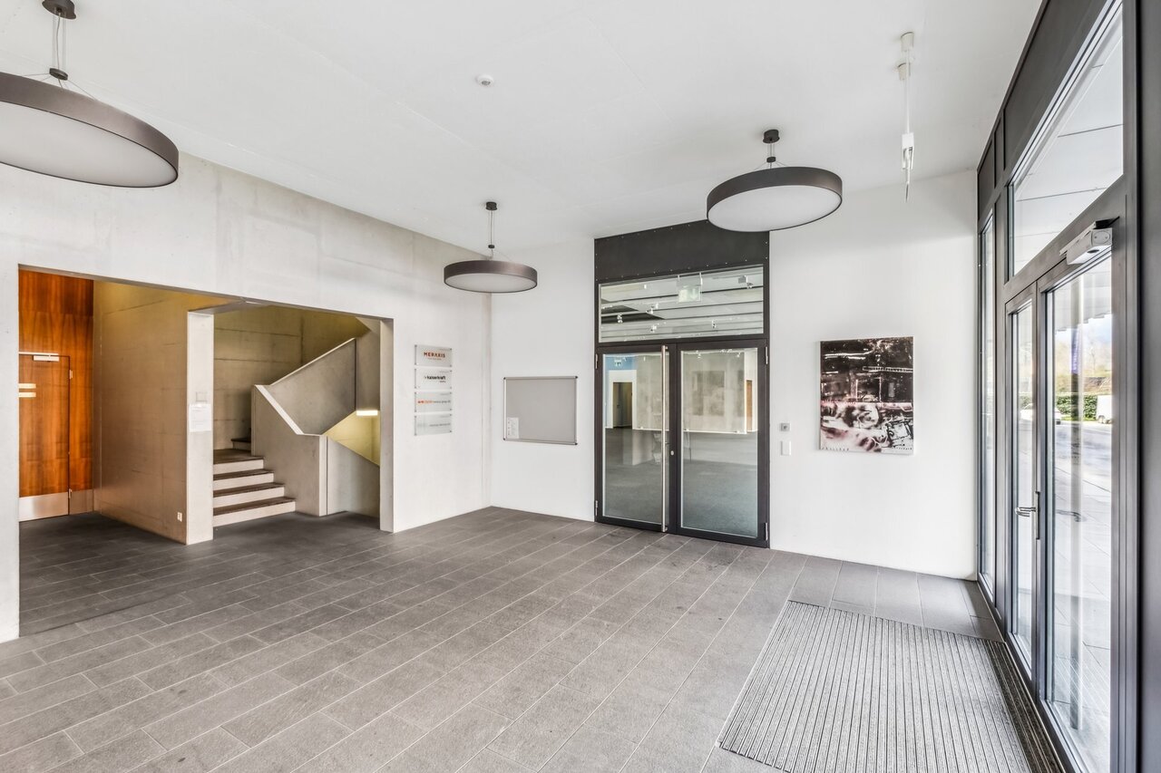 272m² bureau