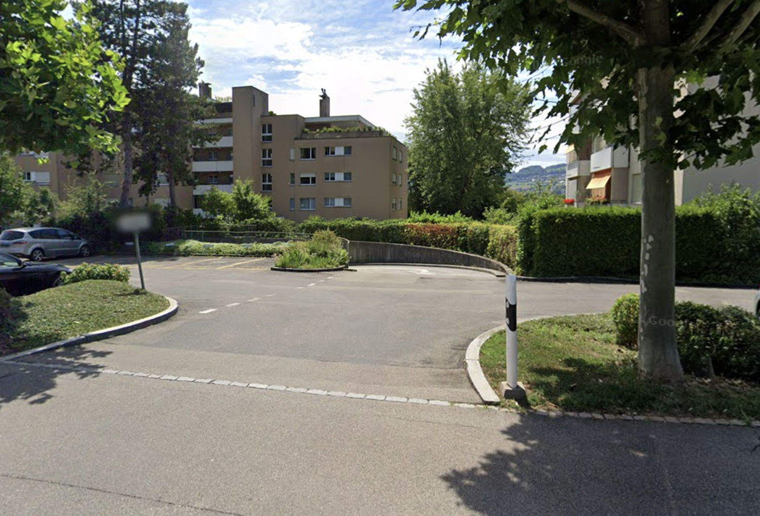 Place souterrain

À louer immédiatement ou à convenir, la place n° 43 dans le garage souterrain.

En cas d'intérêt, n'hésitez pas à me contacter via le formulaire de contact. Les visites peuvent être organisées avec l'actuel locataire, les places de parc sont de taille standard., photo 2 sur 4