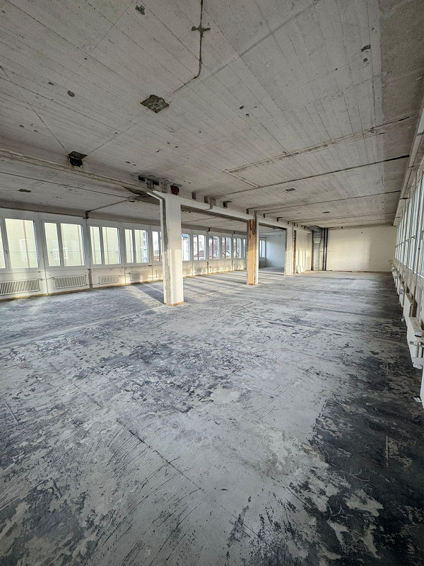 283m² bureau
