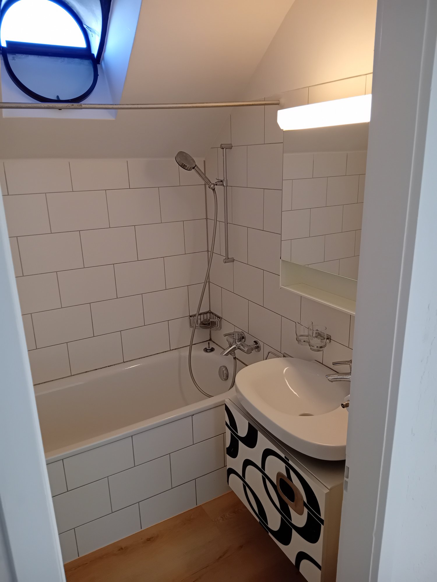 appartement de 2 pièces en mansarde, photo 1 sur 10