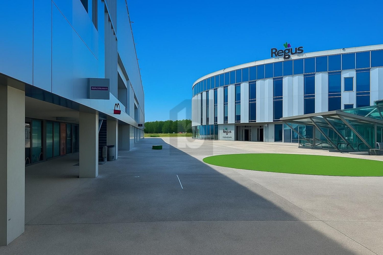 92m² office, photo 1 sur 4